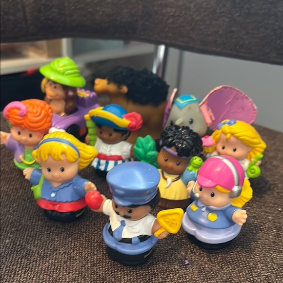 Ten vintage little people set 2005 elephant camel monkey in car - Picture 1 of 1